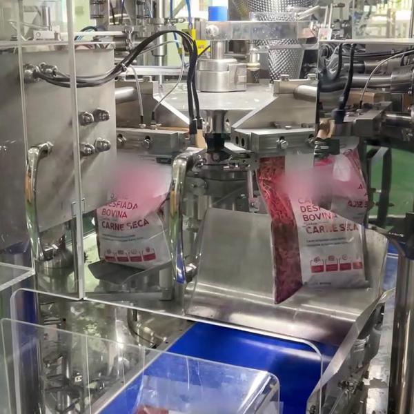 Customized Efficient Dehydrated Beef Nuggets Quantitative Bagging Packaging Machine Ready to Eat Food Beef Multihead Weigher