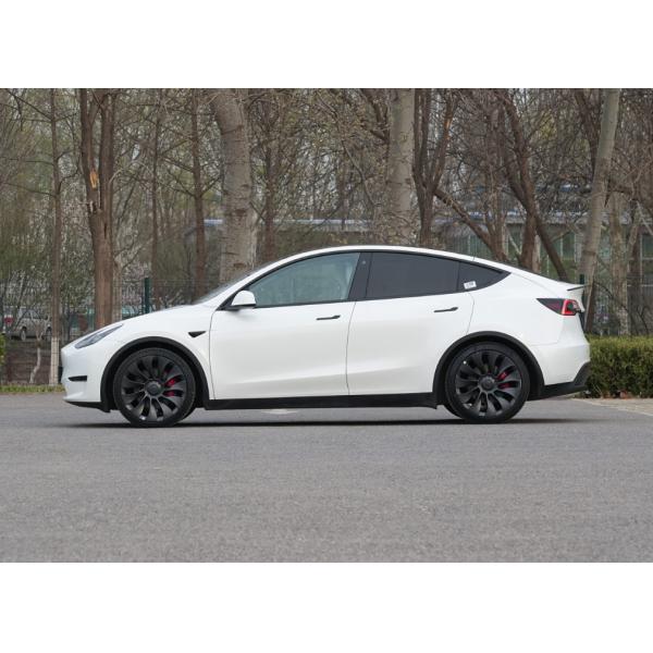 Edición de uso múltiple de alto rendimiento 2022 de la impulsión del funcionamiento del Tesla Model Y los 615KM SUV