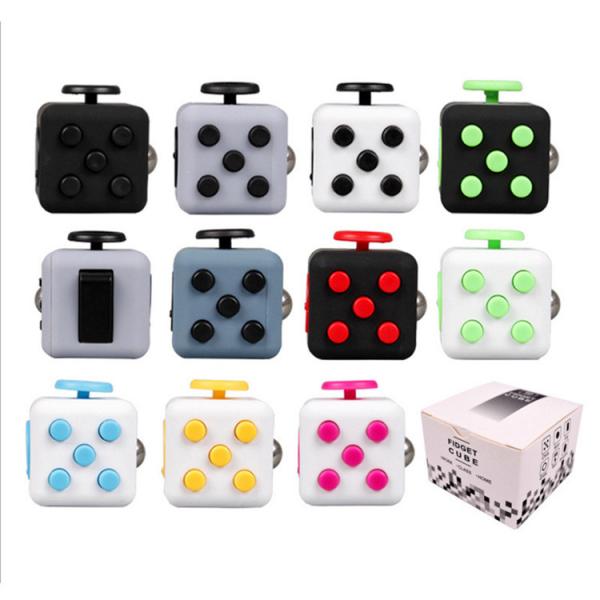 OEM Finger Fidget Toy , 3.5cm Fidget Cubes For Adults FCC certificate