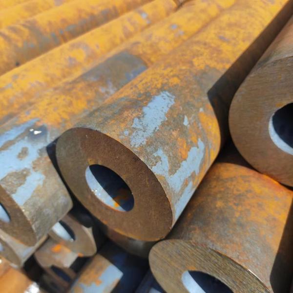 Alloy 45# AISI1045 S45C Carbon Steel Seamless Pipe Structure Application Steel Pipe