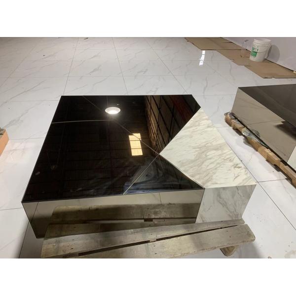 Salle de séjour moderne Table basse carrée