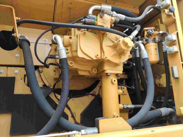 Bucket Capacity 1.8-3.11m³ with Good Condition Second-hand Cate 349D Crawler Type Hydraulic Excavator