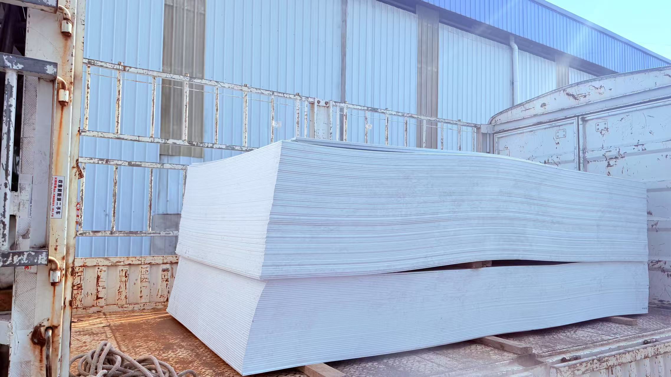 Custom 8x4 Plastic Sheet PP Boards Weather Resistance Rustproof