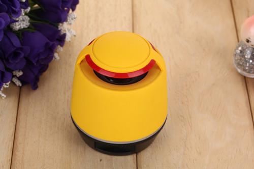 hot model hand free call Bluetooth speaker super bass Bluetooth portable speakers