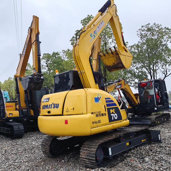Earthmoving Used Komatsu Excavators Heavy Machine PC70-8 7T