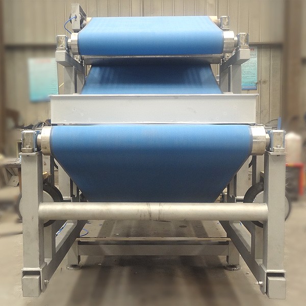 Belt Industrial Apple Juicer / Carrot Belt Juice Extractor Machine With CIP Cleaning System