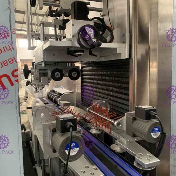 High Efficiency Glass Bottle Labeling Machine With Steam Generator 9KW