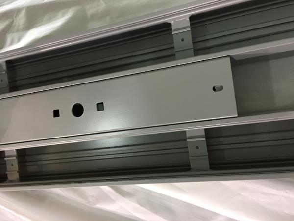 O ponto que solda as peças 6063T5 feitas à máquina de alumínio conduziu o quadro de alumínio com painel do PWB