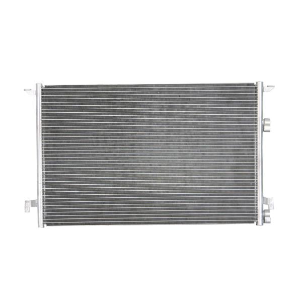A2035000854 Sistema de refrigeración de piezas de automóviles Condensador de aire acondicionado para Mercedes-Benz C200 C230 CLK200