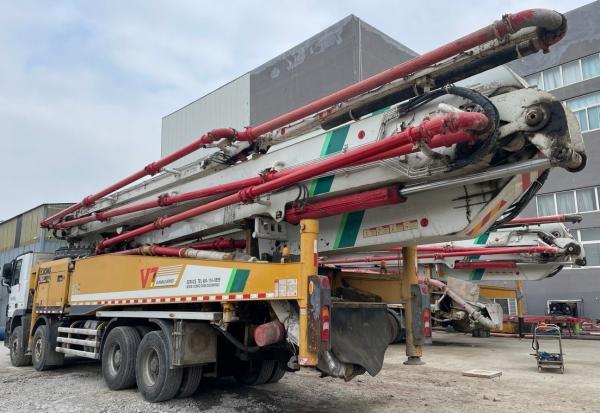 2019 Xg 62m Grue de camion Pompe à béton de type béton semi-sec pour chantier de construction