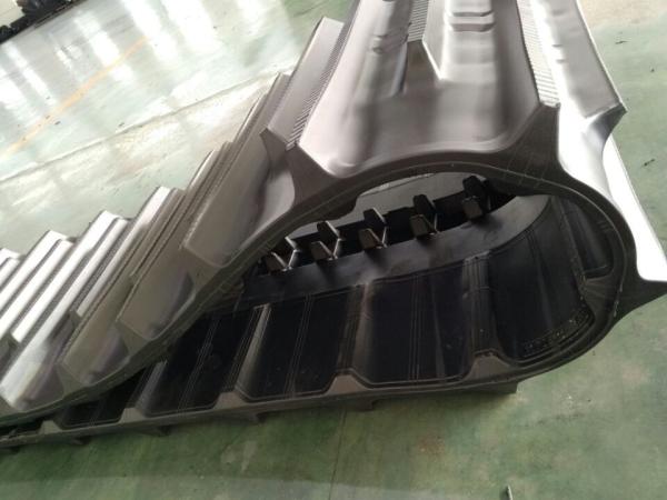 As trilhas personalizadas da máquina escavadora de Kubota da relação/esteira rolante de borracha seguem DC105 575*93*58