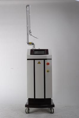 Machine partielle de solvant de ride de CO2, machine de laser de Vaginal Tightening Fractional Co 2
