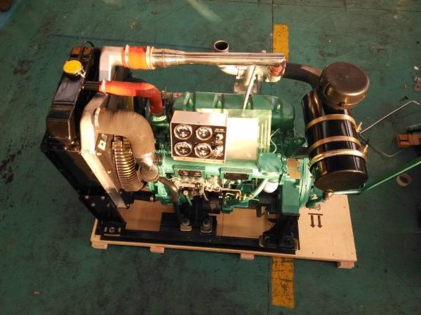 motor diesel R4110ZLP de 75kw/100hp 2000rpm Ricardo com a polia da embreagem e de correia para o poder estacionário