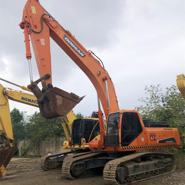 2200 Working Hours Doosan DH 420LC-7 with ORIGINAL Hydraulic Cylinder Good Condition