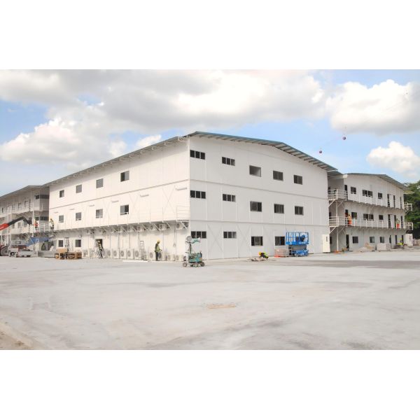 Q355B Steel High Rise Prefab Multi-Story Steel Structure Frame Apartment