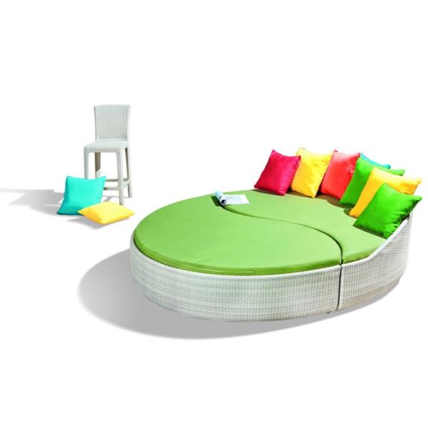 Optionnel Antique Canopy Bed Outdoor Luxe Chaises longues en rotin 100% tissée à la main pour la plage