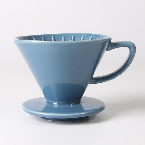 Unique Design Style Coffee Tea Tools Blue and White Ceramic Pour over Coffee Dripper