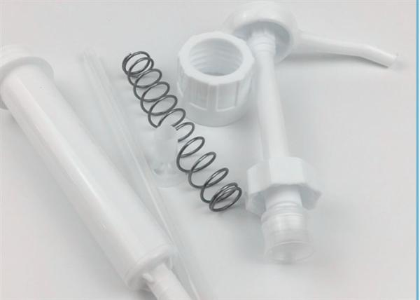 Pure White Lotion Pump Dispenser 10 - 30ml Output Smooth / Ribbed Closure