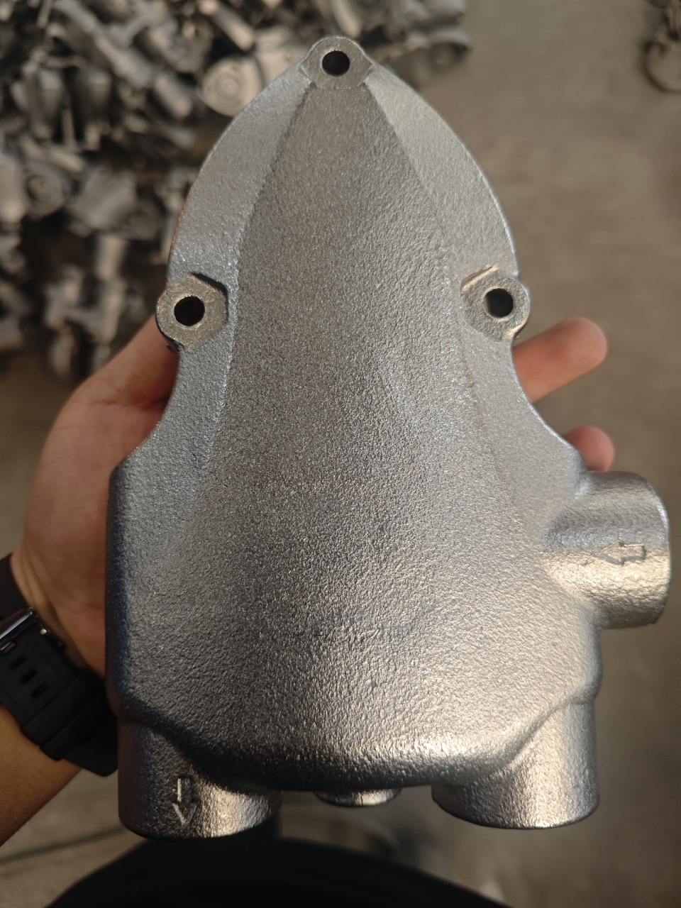 High Pressure Resistant Cast Steel Water Pump Head with Corrosion Resistant Precision Casting for Industrial Pump Casing