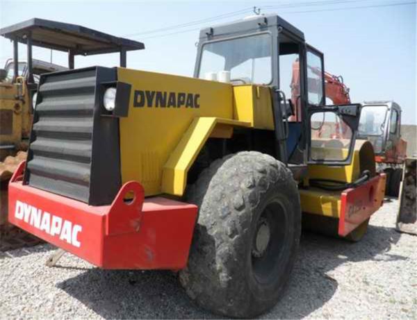 used original CA25D DYNAPAC road rollr for sale with good condition enginge/high quality/low price /reliable material