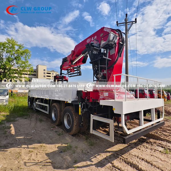 Shacman 8x4 Truck Mounted Knuckle Boom Crane with Brick grab