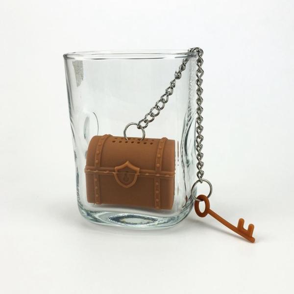Best cute treasure case shape tea strainer filter travel buddy non plastic loose leaf tea custom silicone tea infuser