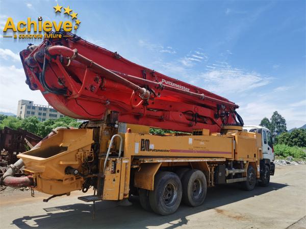 Carro-bomba de concreto montado em caminhão usado Putzmeister M46-5 4141