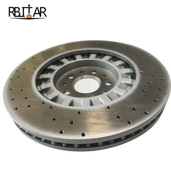 670037769 Front Brake Disc Maserati Brake Pad Perforated 3.0 V6 4WD