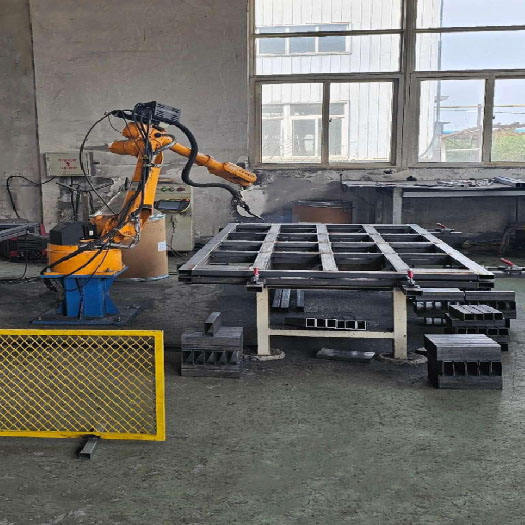5-Level Steel Metal Pallet Racking by Professional Chinese Manufacturers, a Drive-In Racking System for Efficient Warehouse Space Utilization
