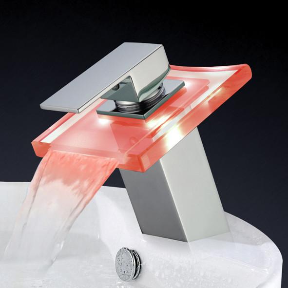 Brass Painting Surface Bathroom Basin Faucets With 5 Years Quality Guarantee