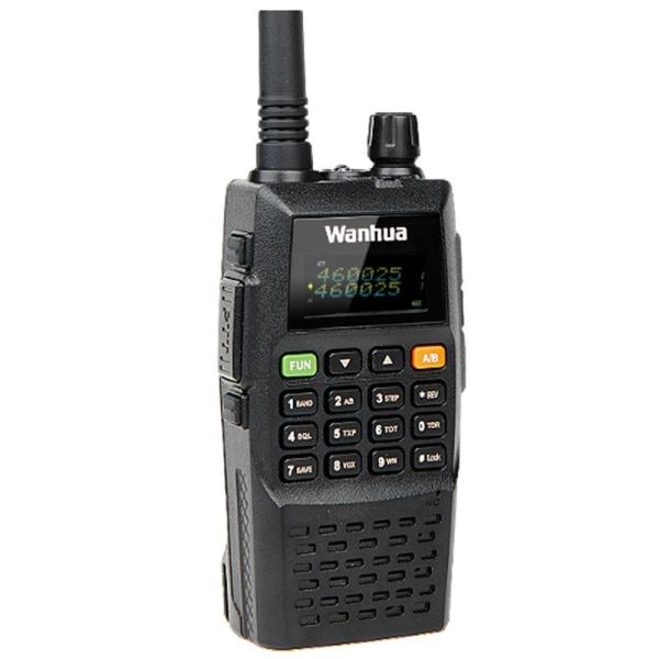 Xirp8260 UHF/VHF Handheld Walkietalkie Digital Radio Suitable for OEM/ODM and -30 60°C