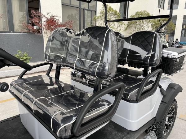 Carrinho de golfe de 4 lugares Bateria de chumbo ácido Suspensão independente Caça elétrica