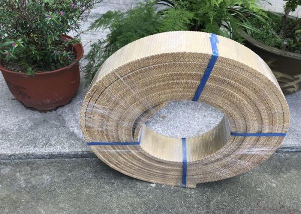 O asbesto amarelo tecido trava o rolo do forro, material tecido do forro da fricção