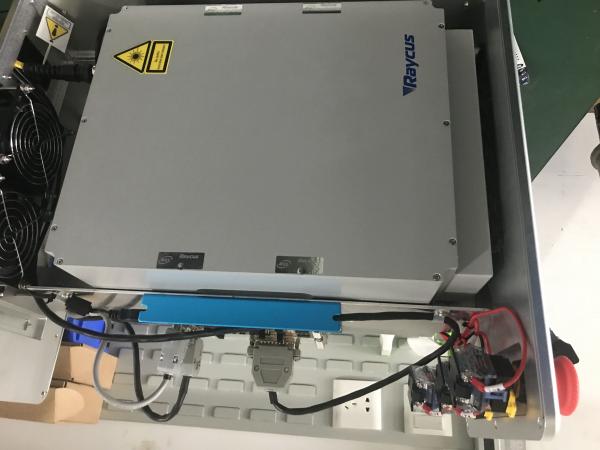 Équipement de laser de fibre de machine d'inscription de laser de fibre de 50 watts/source d'Ipg