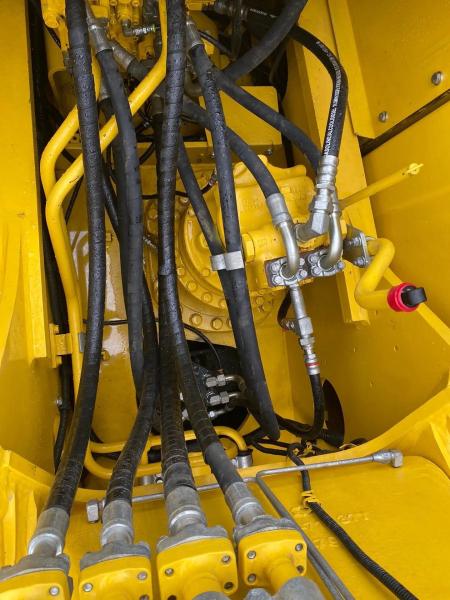 Excavadora Kumatsu PC220 PC200 PC240 usada com capacidade e eficiência de balde de 1m3