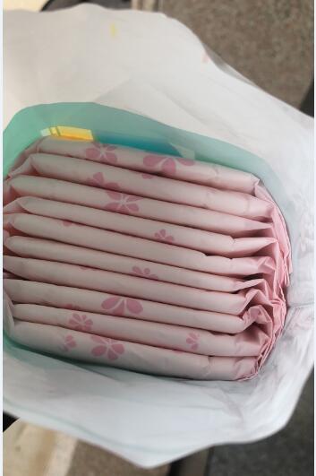 Always Sanitary Pads Lady Napkin 240mm Dayuse Prevent Fluid From Leakage