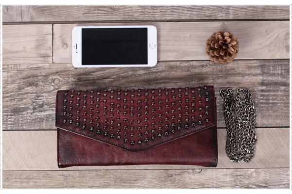 New England retro leather ladies clutch evening bag temperament rivet bag hand