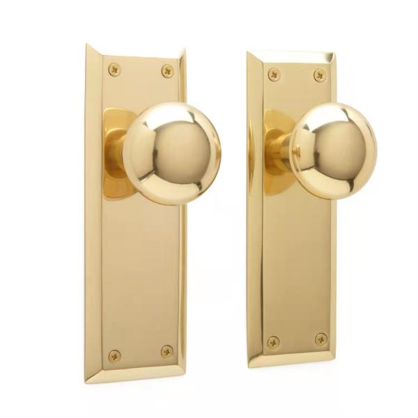 Door Handle PVD Coating Equipment with Anti-Scratch Coating Full Auto Operation for Furniture Decoration