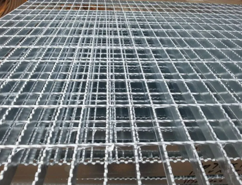 Cast Iron Grate Metal Serrated Drainage Covers Steel Grid Grating