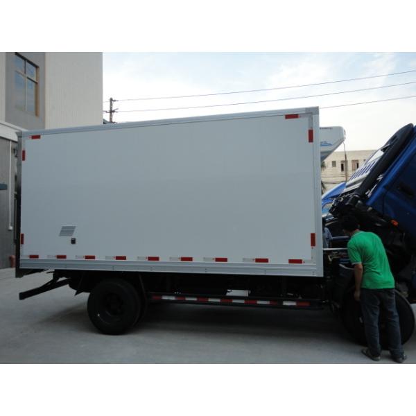 Assembly Unique Easy Installation Fiberglass Refrigerated Truck Body/Freezer Truck