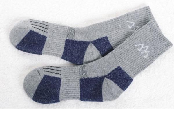 Soft custom logo, design, color mens Hiking, Climbing, Outdoor Sports Socks