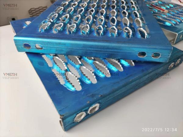 Aluminum 3003 Diamond Hole Floor Grating 2.5mm-6mm Thickness