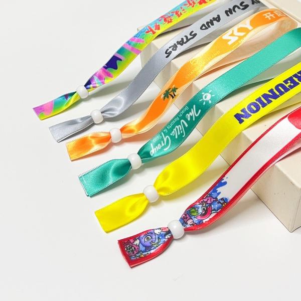 Оптовая продажа изделий из тканей с логотипом, штрих-кодом, мягкий полиэстерный браслет