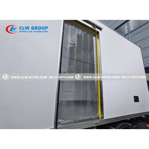 6-Ton All-Wheel Drive Refrigerated Truck with KCOLD Refrigeration Unit