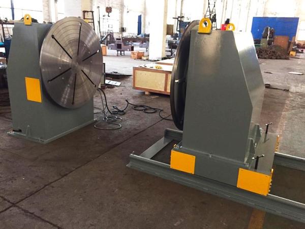 Head Tail stock Pipe to Pipe Welding Positioners For 360° Tilting / Rotation
