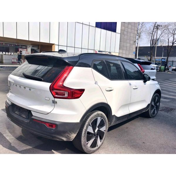 2024 Volv0 XC40 RECHARGE Long Range PRO Luxury Electric SUV in Premium Condition with Bulk Procurement Advantage