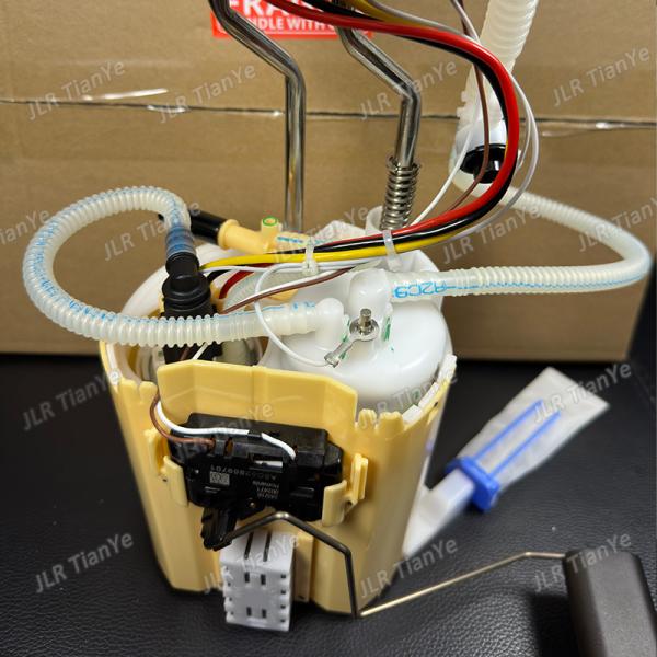 Land Rover Car Parts Discovery 5 3.0 V6 Fuel Pump Gasoline Pump LR082740 ﻿