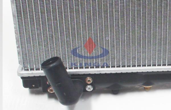 Autoparts Mitsubishi Radiator OEM MR239627 / MR355474 Montero Sport 1997 2004 AT