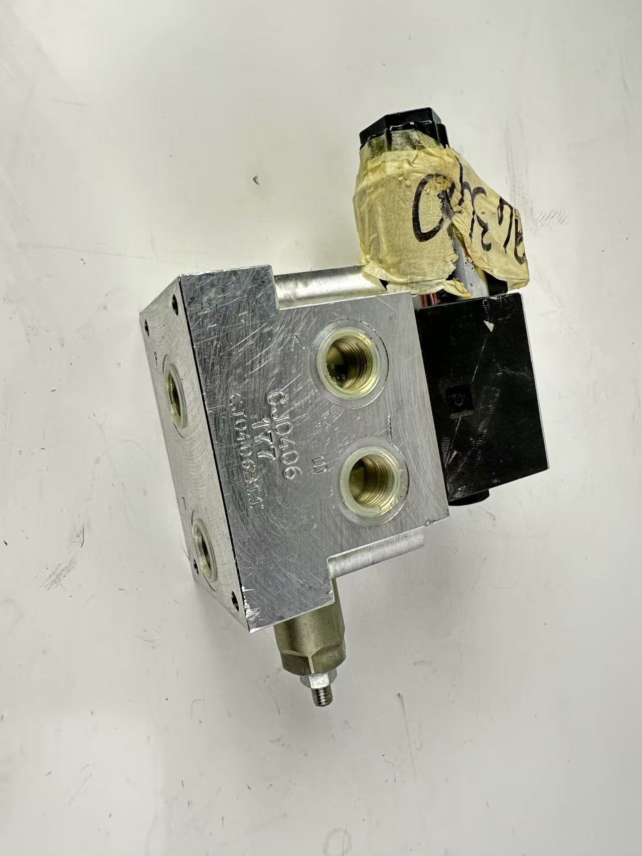 594340 Valve CVS Ferrari Reach Stacker Parts