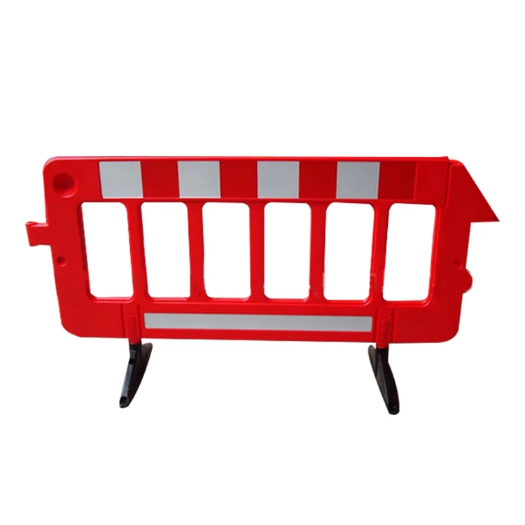 195cm Length 11.5kgs Weight Durable Material Road Barrier Plastic Traffic Barrier for Road Safety